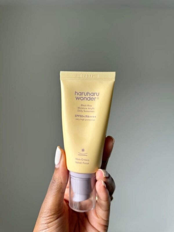 ️ واقي الشمس Haruharu Wonder Black Rice Moisture Airyfit Daily Sunscreen